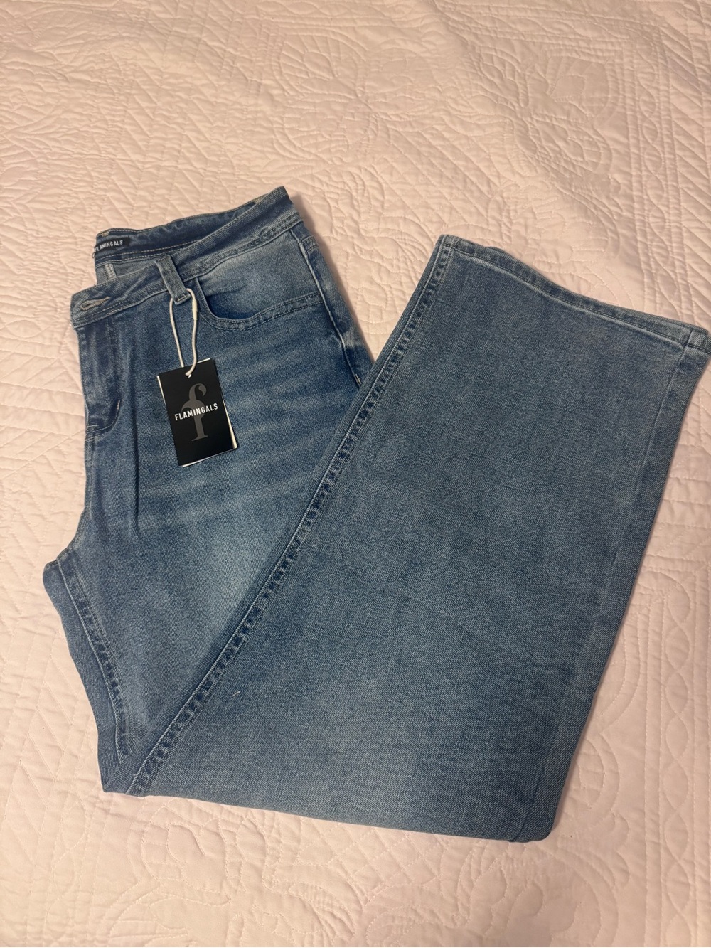 Flannels Wide-Leg High-Rise Jeans in Medium Blue
